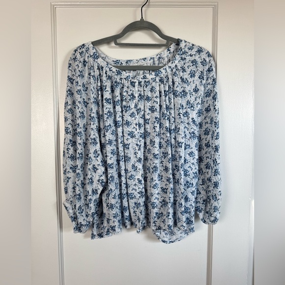 cupcakes & cashmere Tops - Blue and White Flowy Floral Blouse